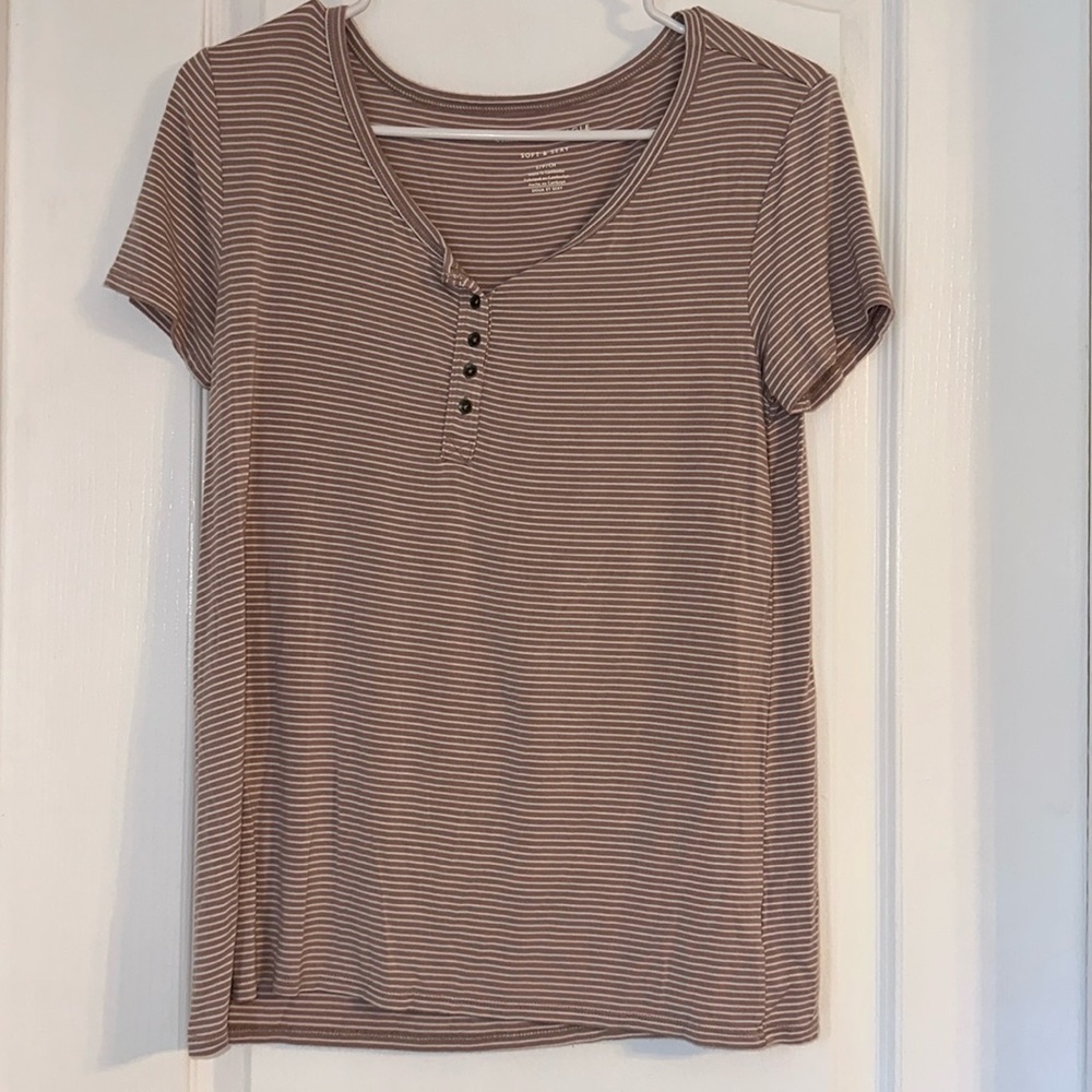 American Eagle Outfitters Soft & Sexy Tee - Small